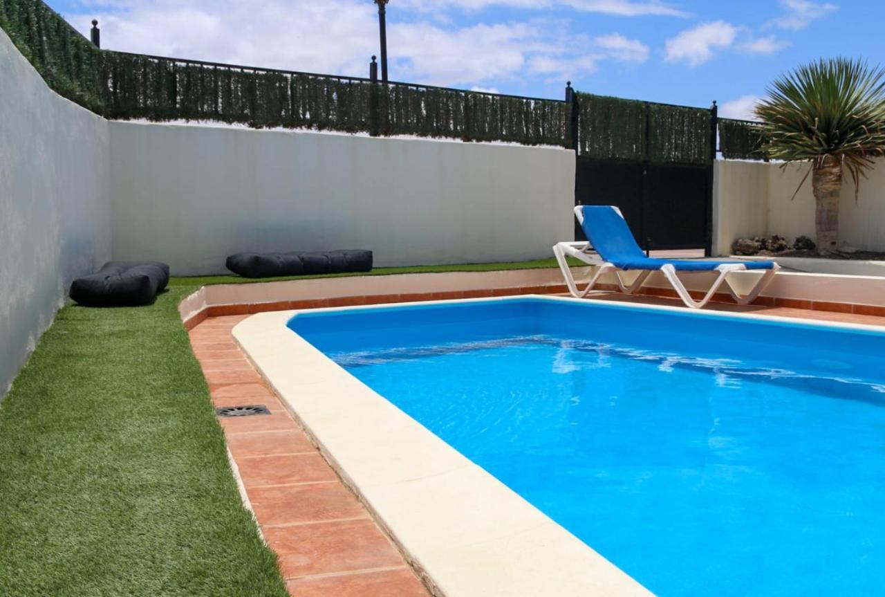Villa Con Piscina Cerca De Las Dunas De Corralejo Eksteriør bilde
